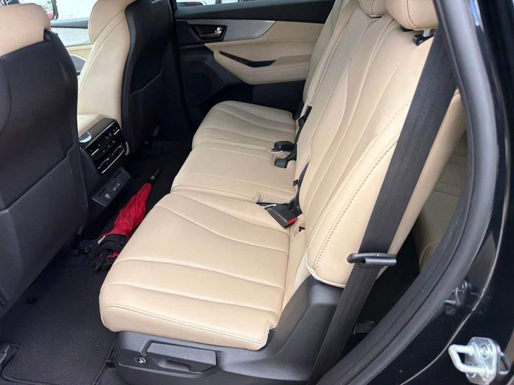 Used 2024 Acura MDX FWD image 8