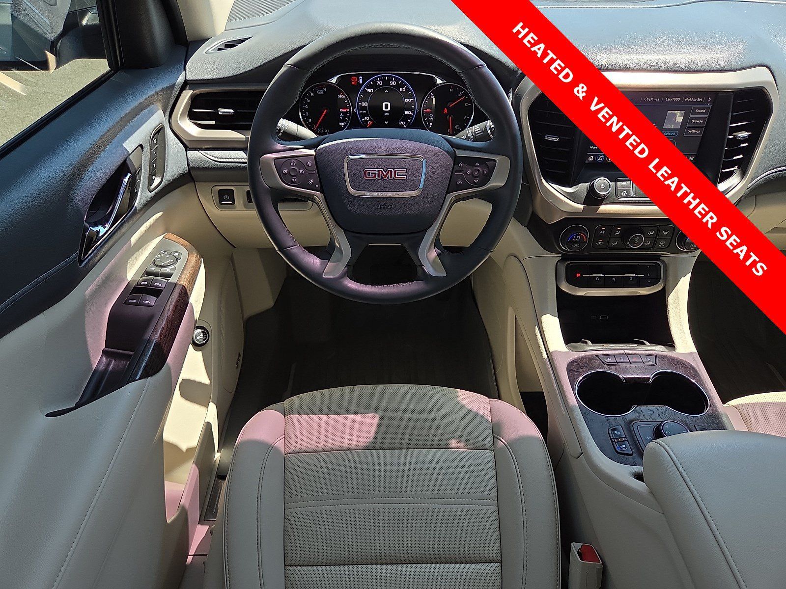 Used 2023 GMC Acadia Denali w/ Denali Ultimate Package FWD image 13