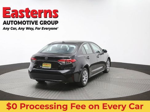 Used 2022 Toyota Corolla LE FWD image 38
