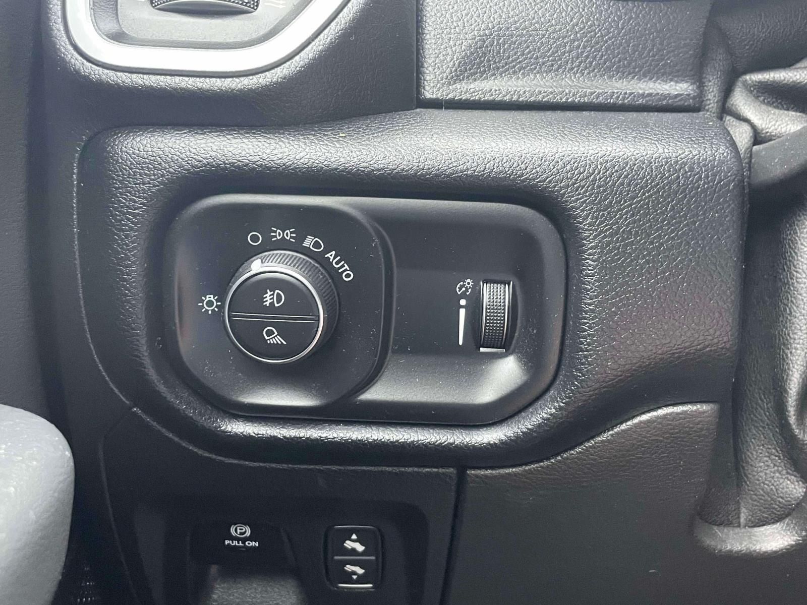 Used 2021 RAM 1500 Big Horn AWD/4WD image 23