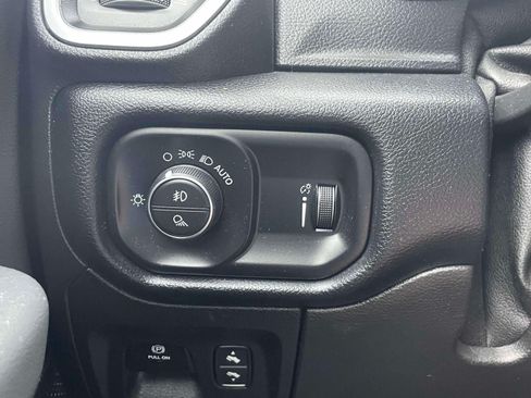 Used 2021 RAM 1500 Big Horn AWD/4WD image 23