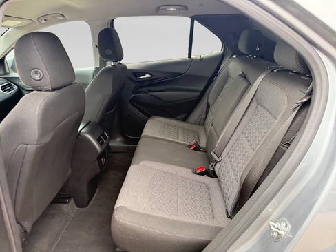 Used 2024 Chevrolet Equinox LT FWD image 34