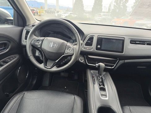 Used 2020 Honda HR-V Touring image 20