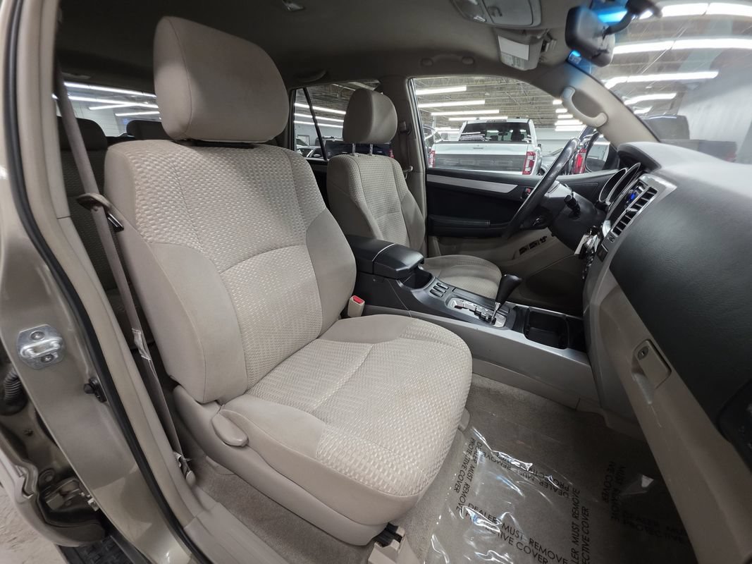 Used 2006 Toyota 4Runner SR5 AWD/4WD image 28
