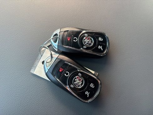Used 2022 Buick Enclave Premium FWD image 58