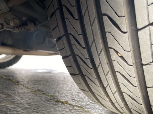 Used 2017 Chevrolet Cruze LT w/ Convenience Package image 14