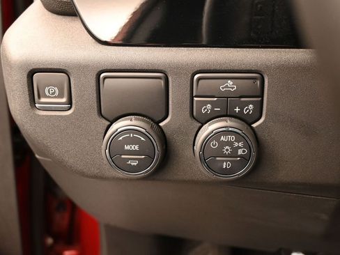 Used 2023 Chevrolet Silverado 1500 RST RWD image 34