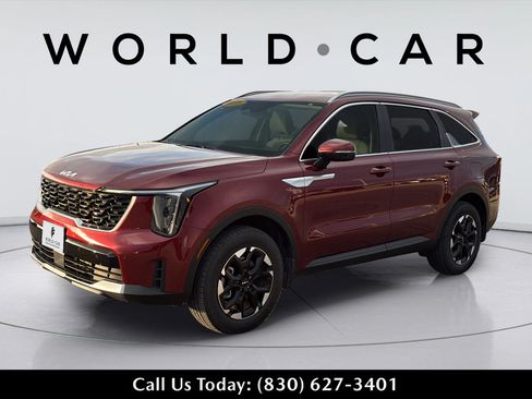 Certified 2025 Kia Sorento S AWD/4WD image 13