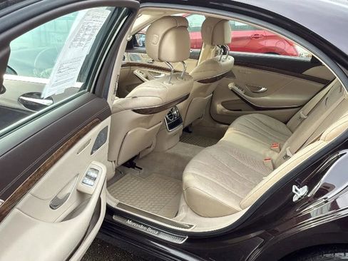 Used 2014 Mercedes-Benz S 550 Sedan image 25