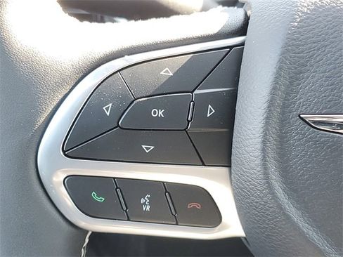 New 2026 Chrysler Pacifica Select image 22