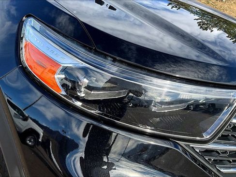 Used 2023 Ford Explorer XLT w/ Equipment Group 202A image 32