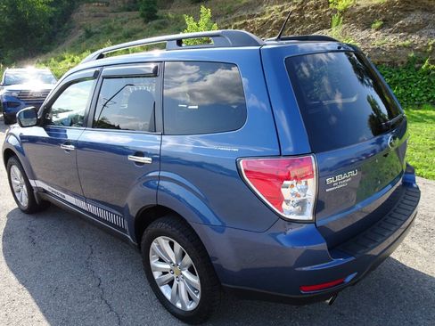 Used 2012 Subaru Forester 2.5X Premium w/ All-Weather Pkg AWD/4WD image 8