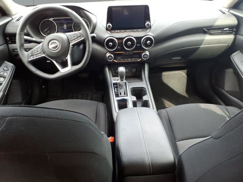 Used 2025 Nissan Sentra SV w/ All-Weather Package image 6