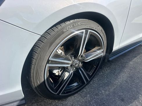 Used 2024 Honda Accord Sport image 5