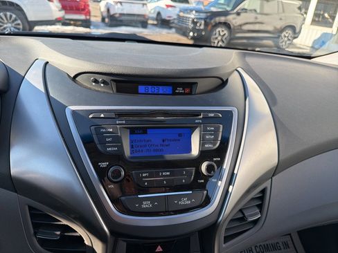 Used 2013 Hyundai Elantra GLS image 19