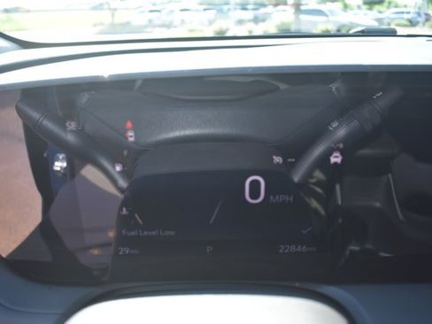 Used 2024 Buick Encore GX Preferred FWD image 21