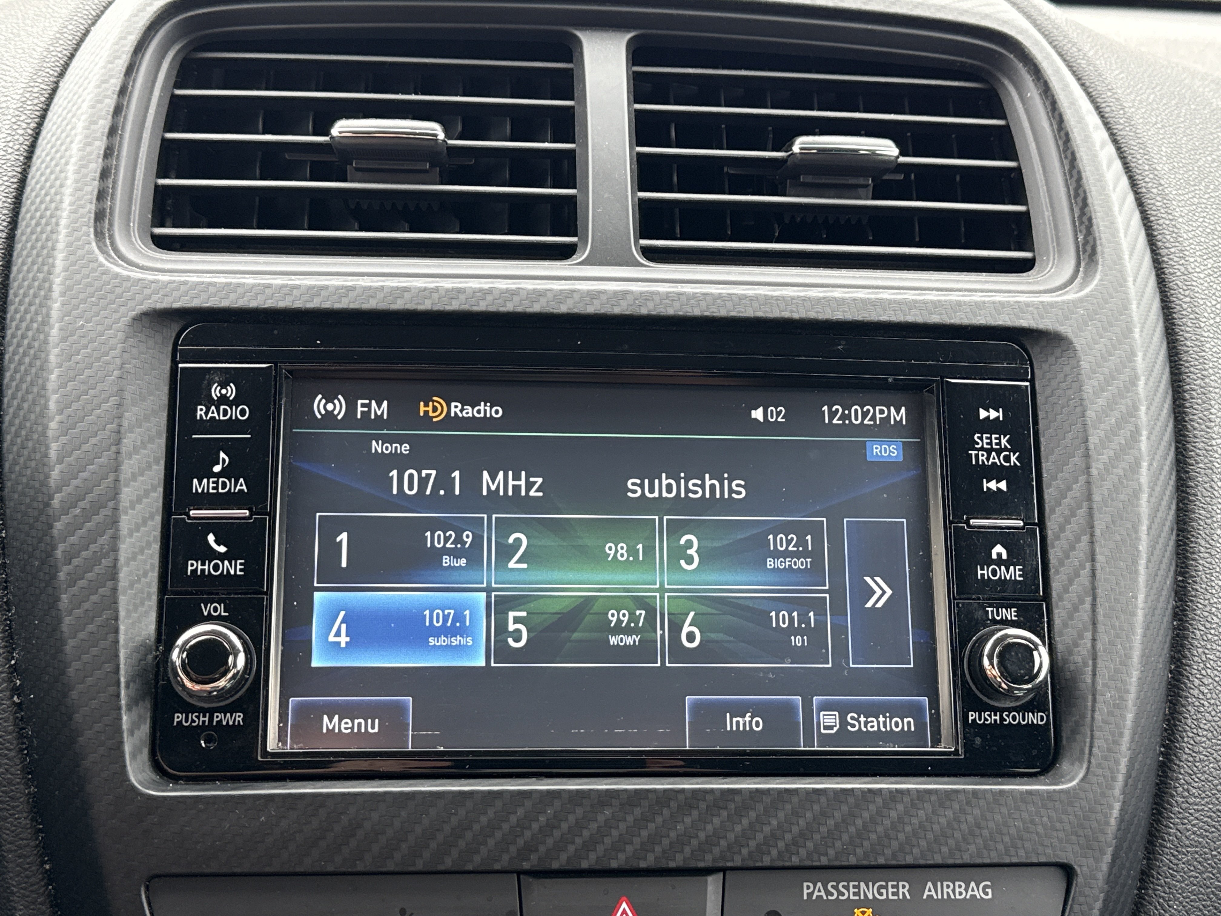 Used 2024 Mitsubishi Outlander Sport ES AWD/4WD image 16