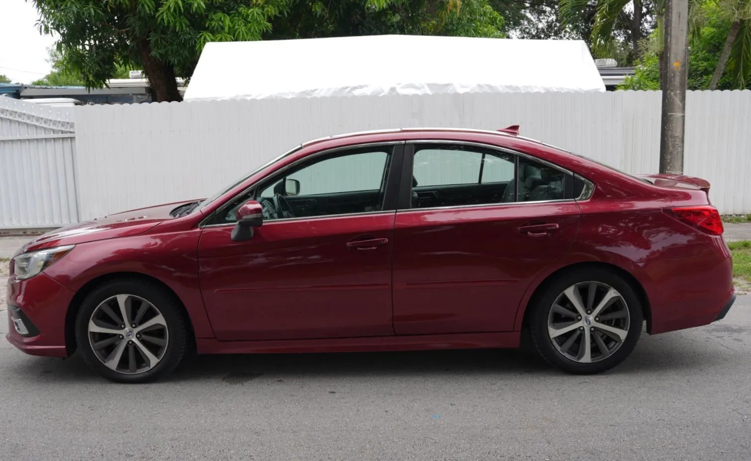 Used 2019 Subaru Legacy 2.5i Limited AWD/4WD image 3