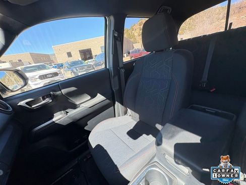 Used 2019 Toyota Tacoma TRD Sport w/ Technology Package image 21