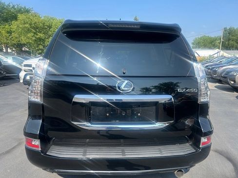 Used 2016 Lexus GX 460 image 3