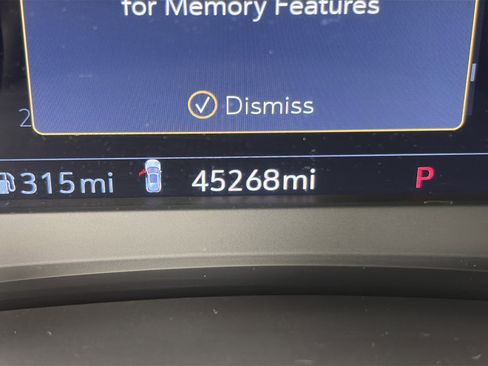 Certified 2023 Cadillac XT5 Premium Luxury w/ Technology Package image 7