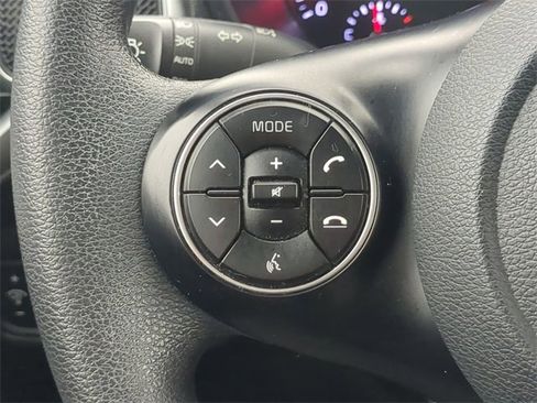 Used 2020 Kia Soul LX image 23