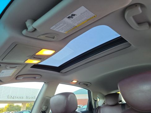 Used 2016 INFINITI QX50 2WD w/ Premium Plus Package image 17