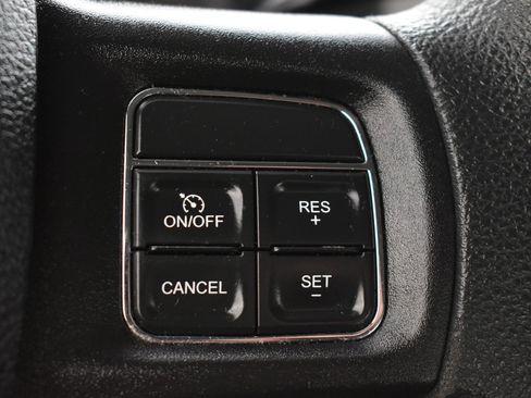 Used 2018 RAM 2500 Tradesman w/ Chrome Appearance Group image 20