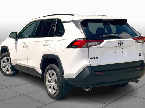 Used 2021 Toyota RAV4 LE AWD/4WD image 12