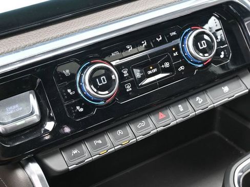 Used 2024 GMC Sierra 1500 Denali w/ Denali Reserve Package image 34