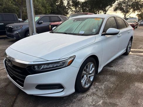 Used 2020 Honda Accord LX image 2