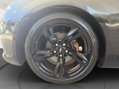 Used 2015 Chevrolet Camaro LS RWD image 22