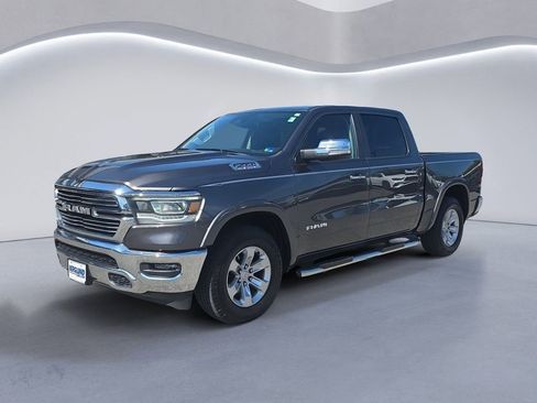 Used 2022 RAM 1500 Laramie AWD/4WD image 7