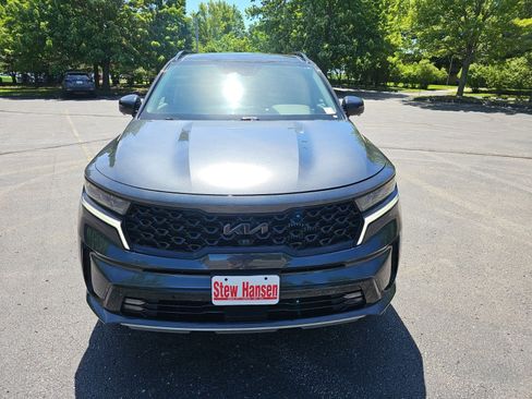Used 2023 Kia Sorento SX AWD/4WD image 9
