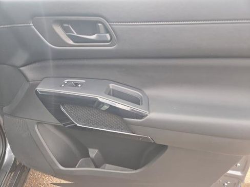 Certified 2024 Nissan Pathfinder S image 23