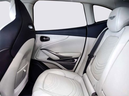 Used 2024 Aston Martin DBX 707 image 39