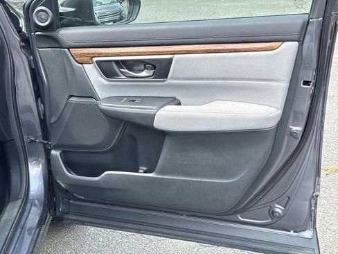 Used 2017 Honda CR-V EX image 6