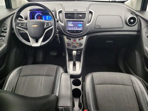 Used 2016 Chevrolet Trax LT w/ LT Sun and Sound Package FWD image 22