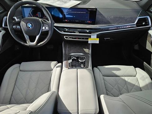 New 2026 BMW X5 xDrive50e image 15