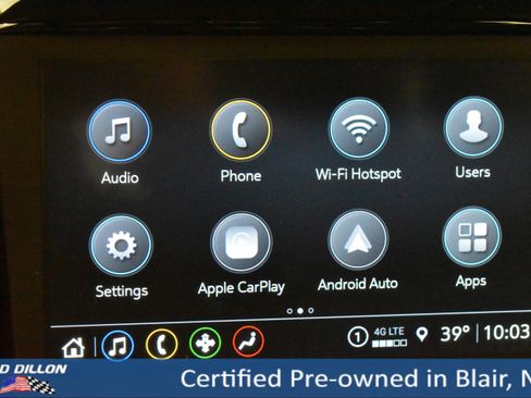 Used 2023 Chevrolet Traverse LT image 3