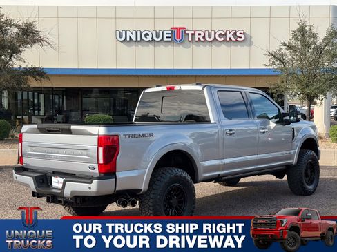 Used 2022 Ford F350 Platinum w/ Tremor Off-Road Package image 5