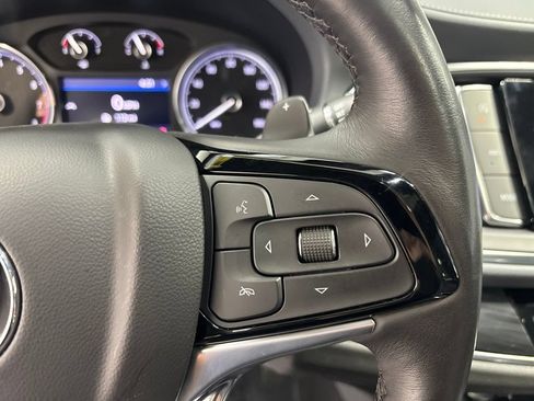 Used 2023 Buick Enclave Essence w/ Experience Buick Package AWD/4WD image 16