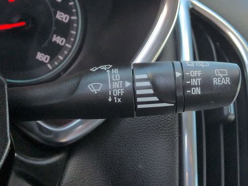 Used 2019 Chevrolet Equinox LT image 26