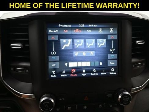 Used 2019 RAM 1500 Laramie w/ Sport Appearance Package AWD/4WD image 26