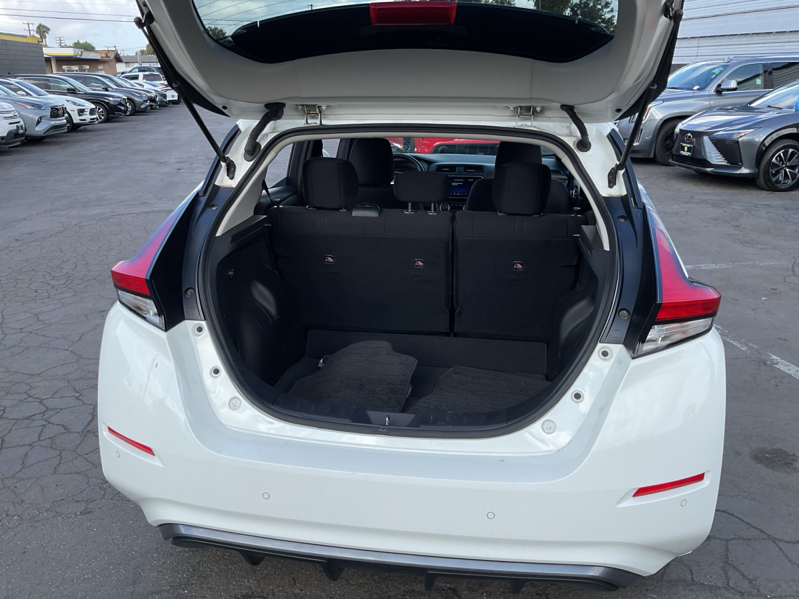 Used 2025 Nissan Leaf S FWD image 26
