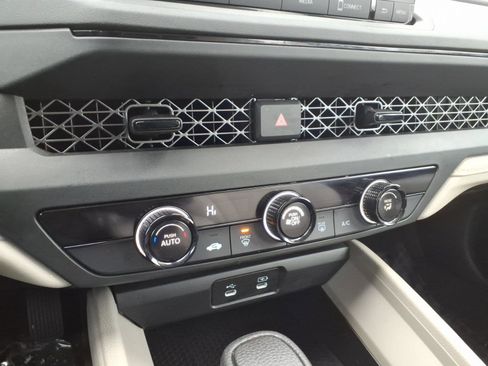 Certified 2024 Honda Accord LX image 18