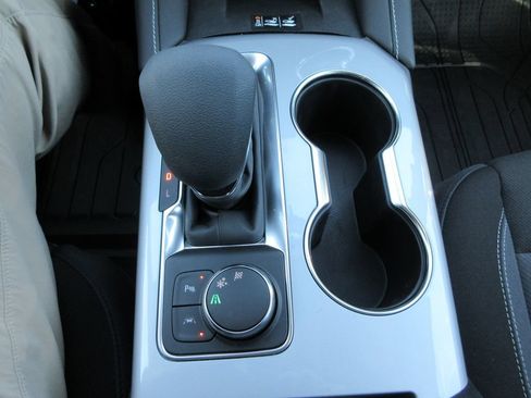New 2026 Chevrolet Blazer LT w/ Convenience Package FWD image 27