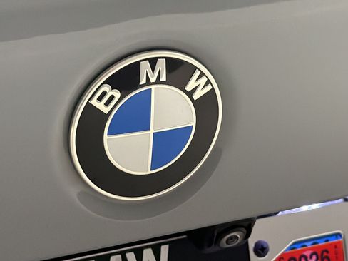Used 2023 BMW 330i Sedan w/ M Sport Package RWD image 32