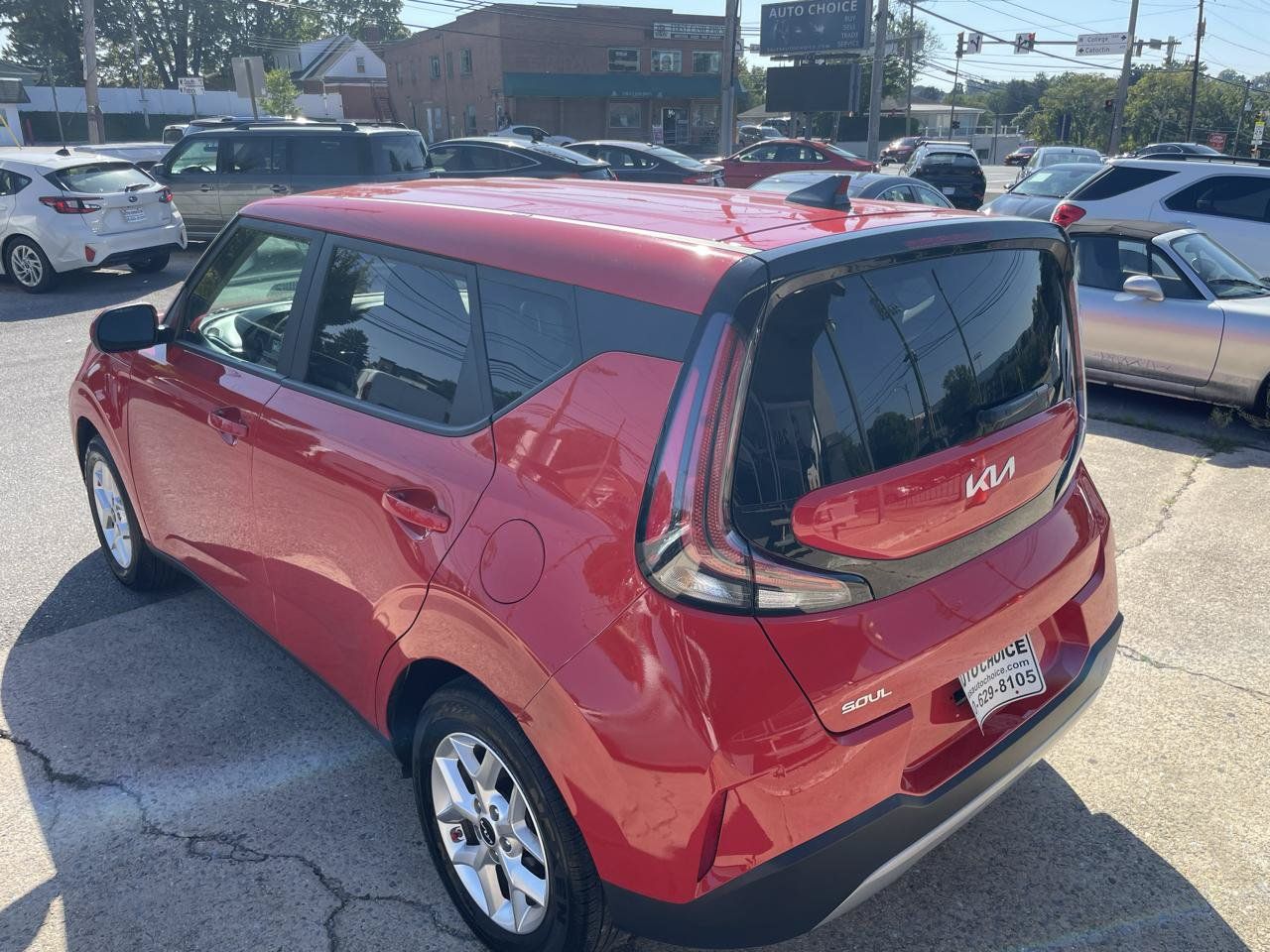 Used 2025 Kia Soul LX w/ LX Technology Package FWD image 33