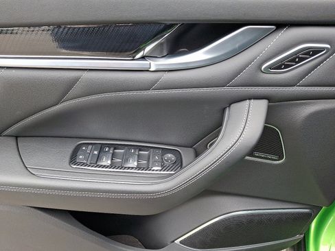 Used 2023 Maserati Levante Modena image 12